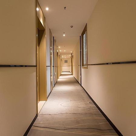 City Comfort Inn Qinzhou Port District Central Square Longmen  Exterior foto